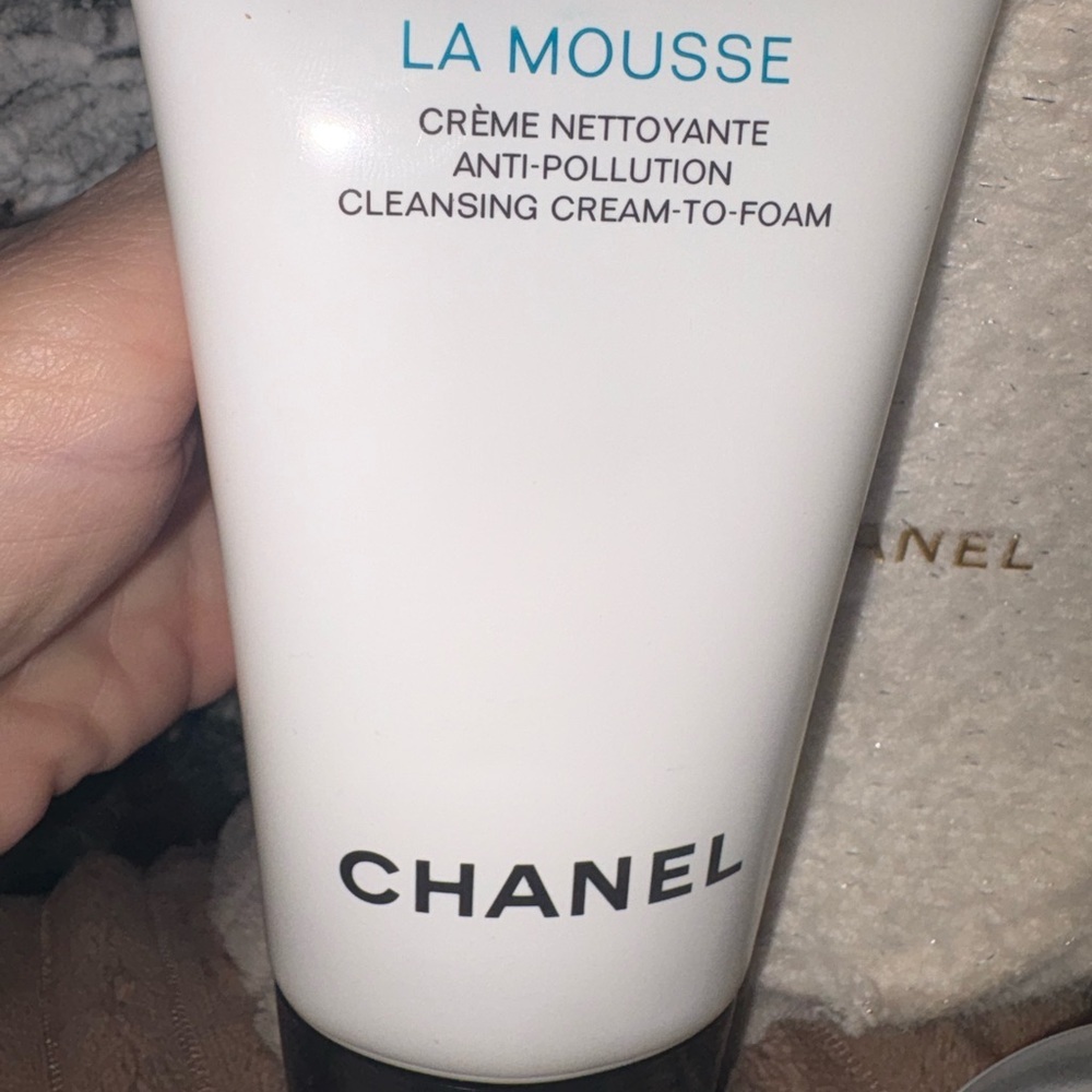 CHANEL La Mousse Cleansing Cream Set - Picture 4 of 8